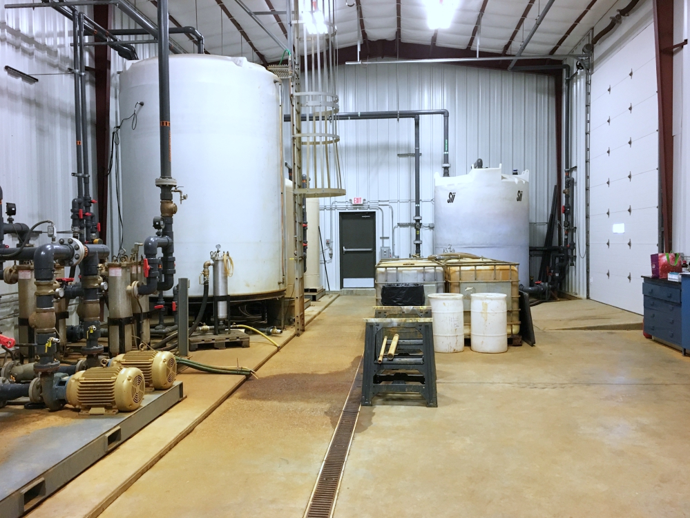 Eq & Discharge Tank View
